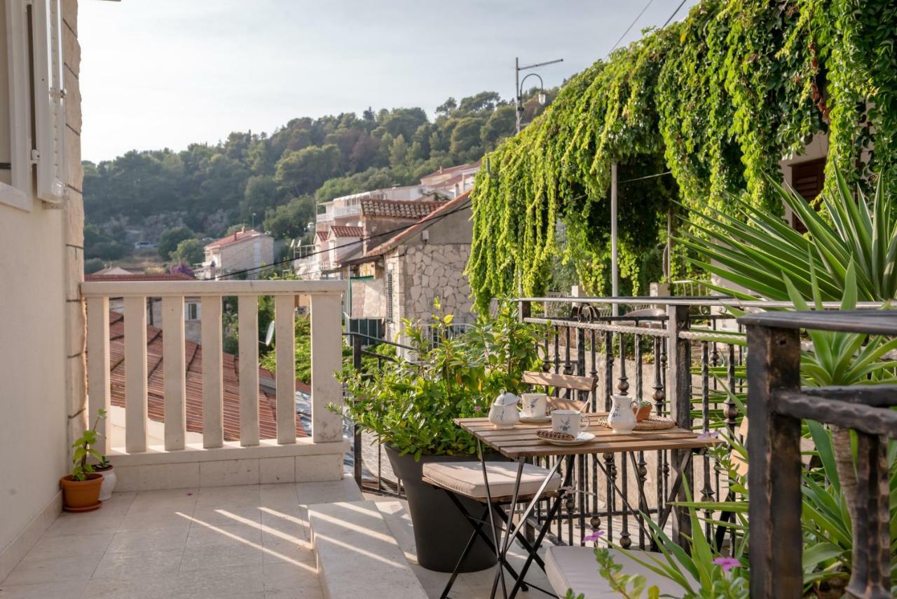 Ivkolina Hotel Hvar Town Exterior photo